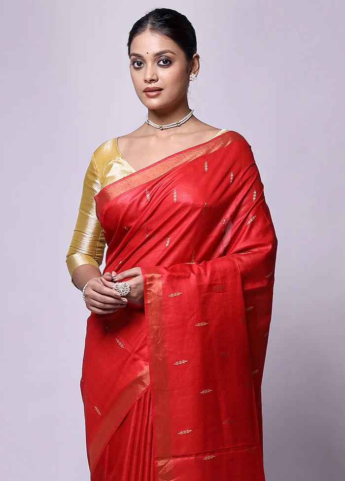 Red Handloom Tussar Pure Silk Saree With Blouse Piece - Image 2