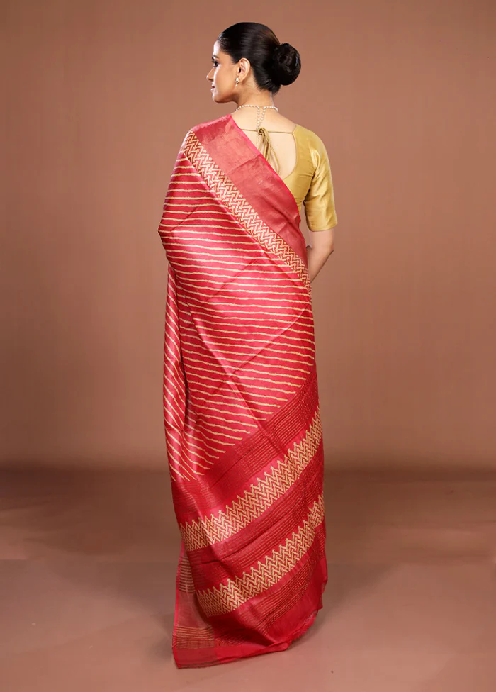 Red Handloom Tussar Pure Silk Saree With Blouse Piece - Image 3