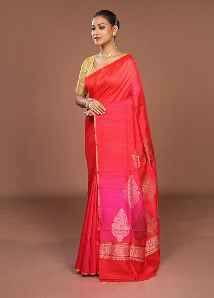 Red Handloom Tussar Pure Silk Saree With Blouse Piece - Image 4