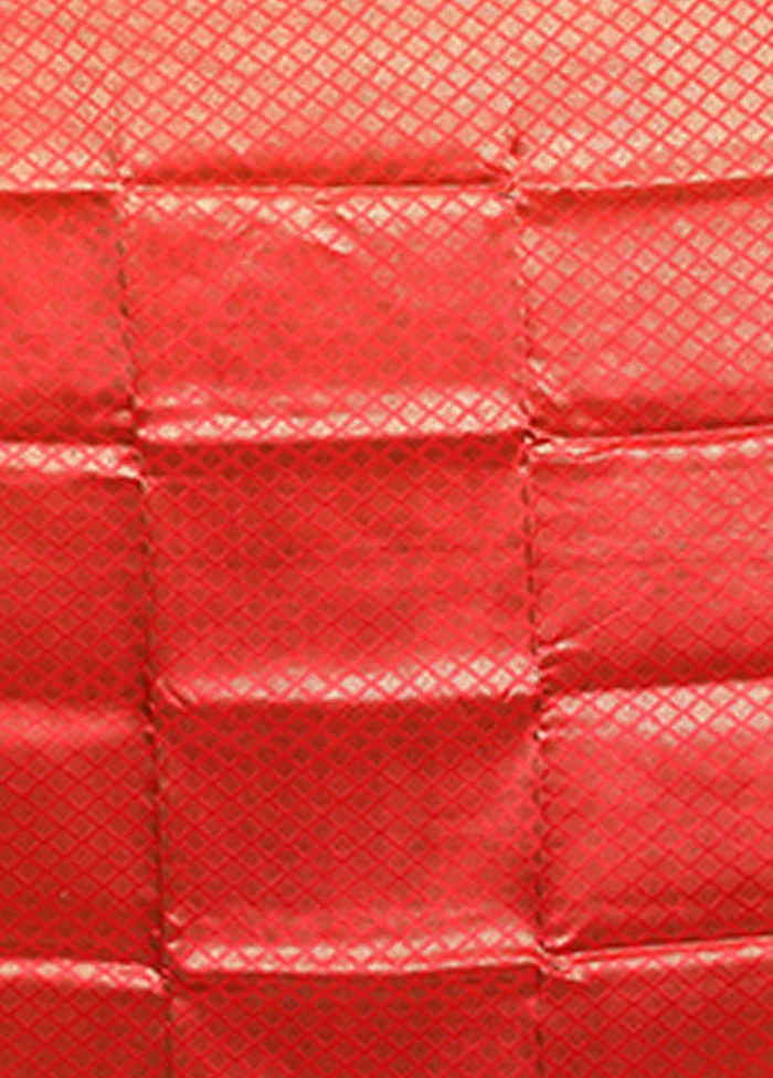 Red Handloom Tussar Pure Silk Saree With Blouse Piece - Image 5