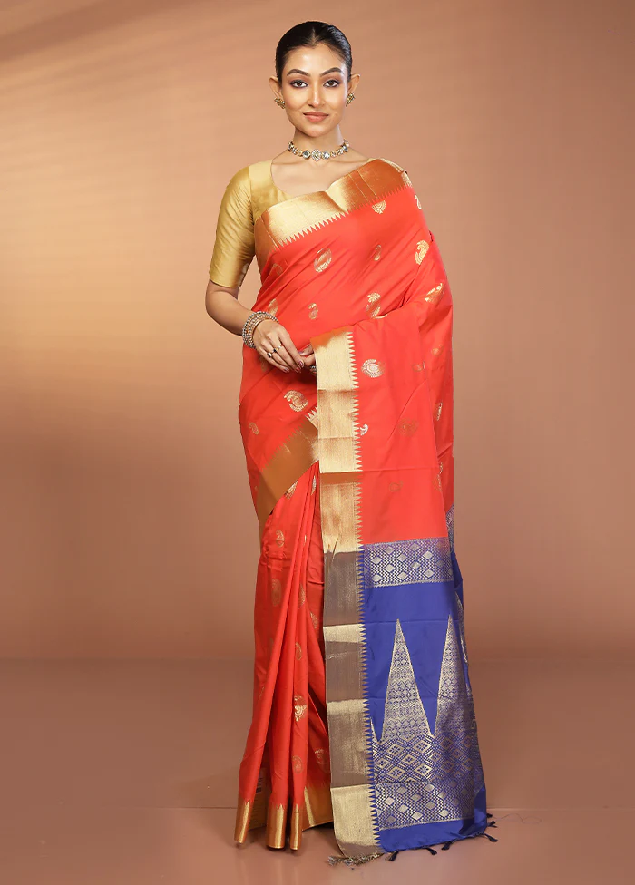 Red Kanjivaram Silk Saree With Blouse Piece - Image 2
