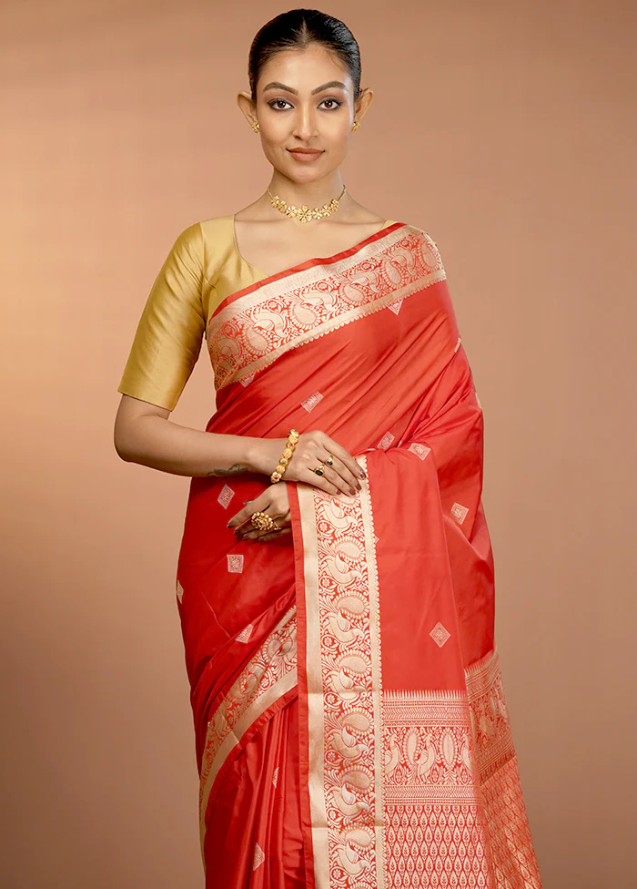Red Kanjivaram Silk Saree With Blouse Piece