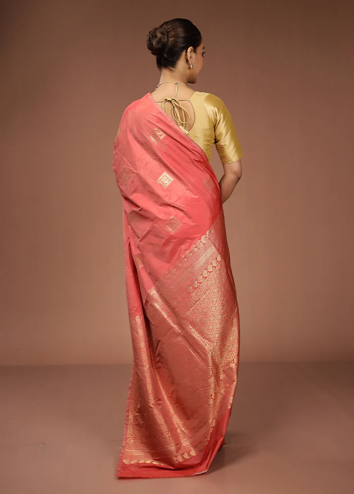 Red Kanjivaram Silk Saree With Blouse Piece - Image 3