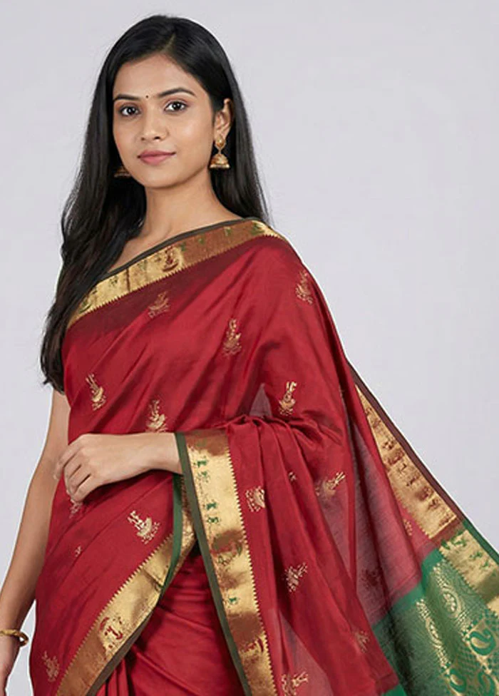Red Kanjivaram Silk Saree With Blouse Piece - Image 2