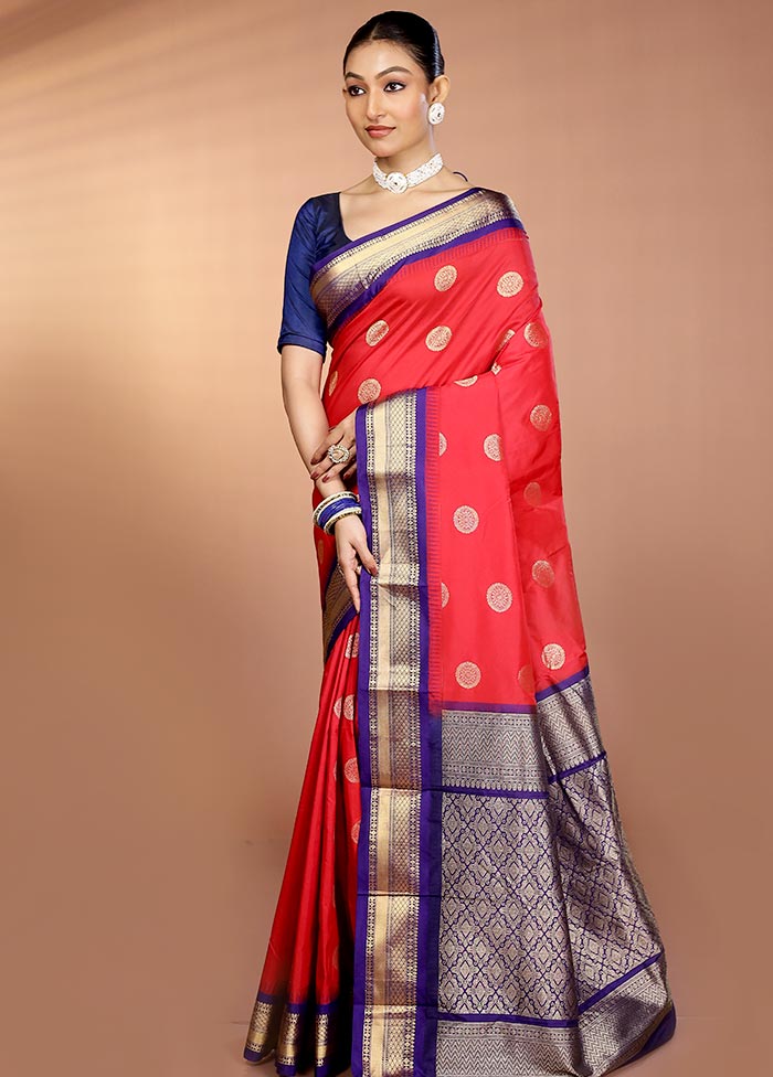 Red Kanjivaram Silk Saree With Blouse Piece - Image 4