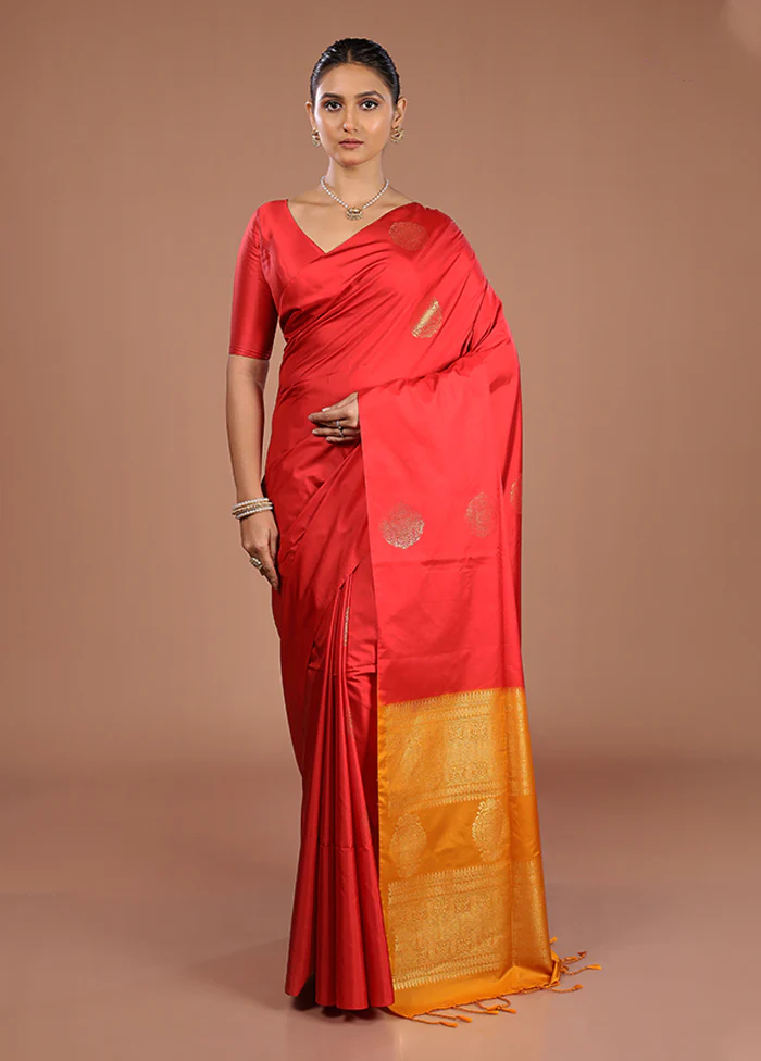 Red Kanjivaram Silk Saree With Blouse Piece - Image 2