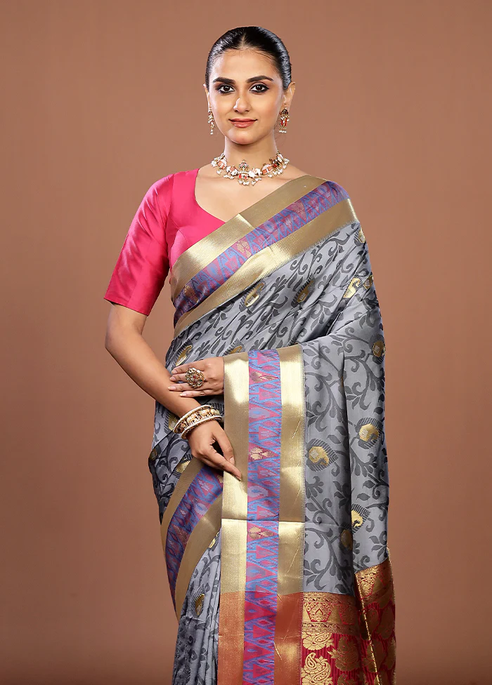 Red Kanjivaram Silk Saree With Blouse Piece