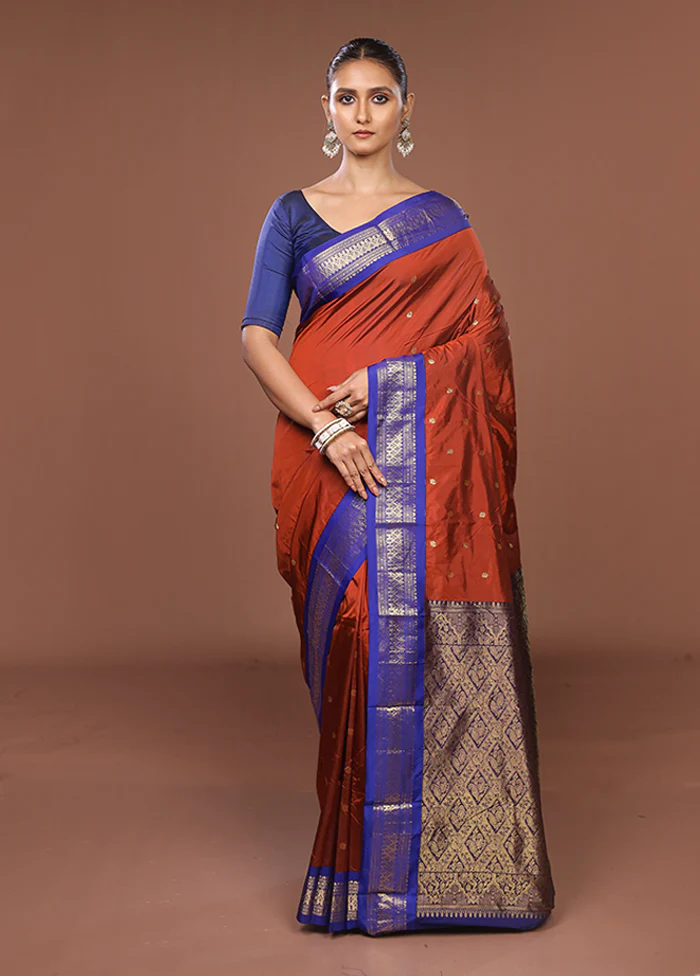 Red Kanjivaram Silk Saree With Blouse Piece - Image 2