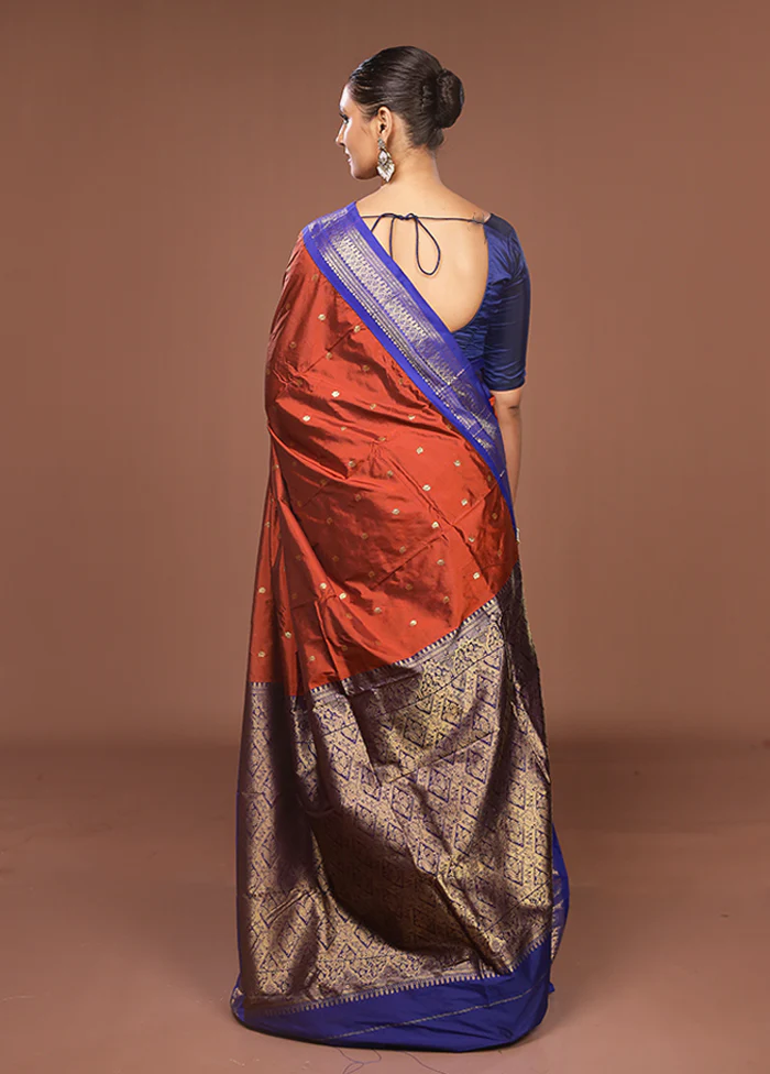 Red Kanjivaram Silk Saree With Blouse Piece - Image 3