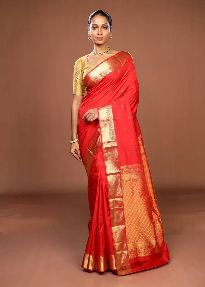 Red Kanjivaram Silk Saree With Blouse Piece - Image 2
