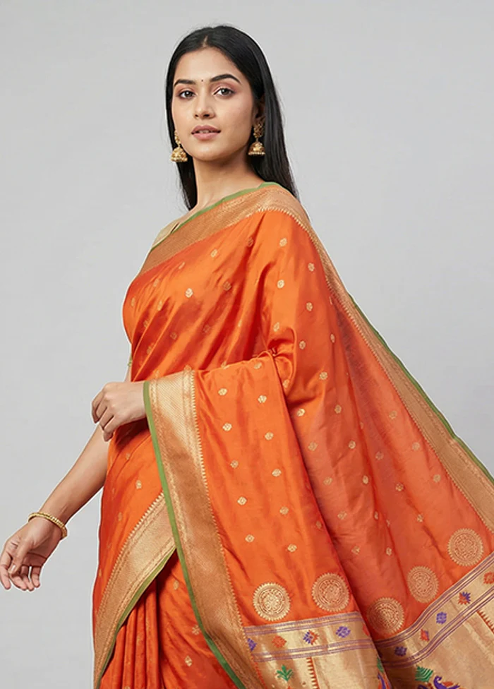 Red Kanjivaram Silk Saree With Blouse Piece - Image 2