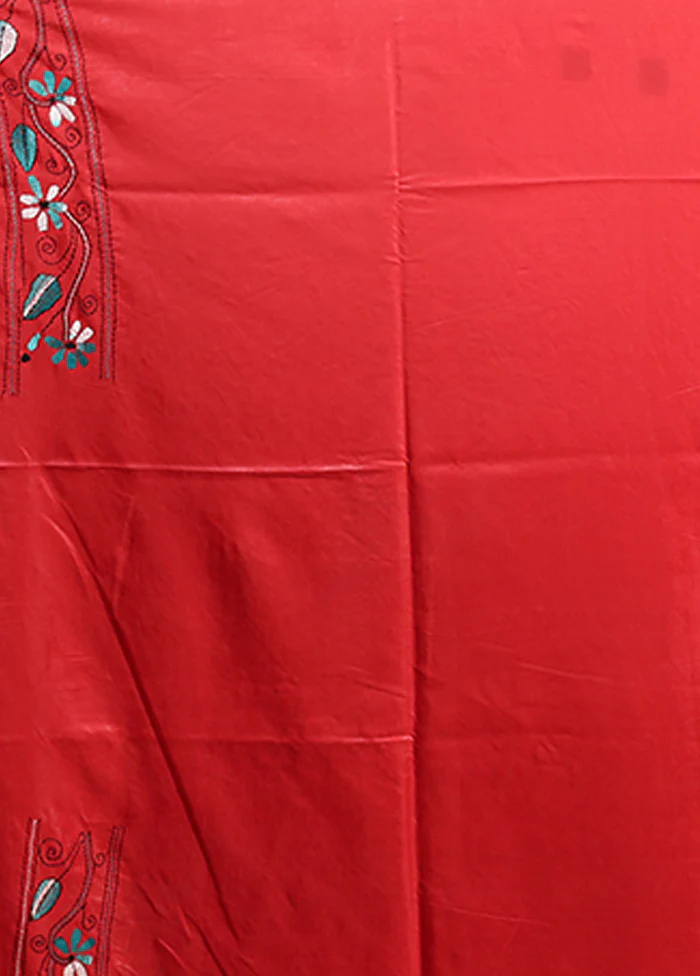 Red Kantha Stitch Silk Saree With Blouse Piece - Image 5
