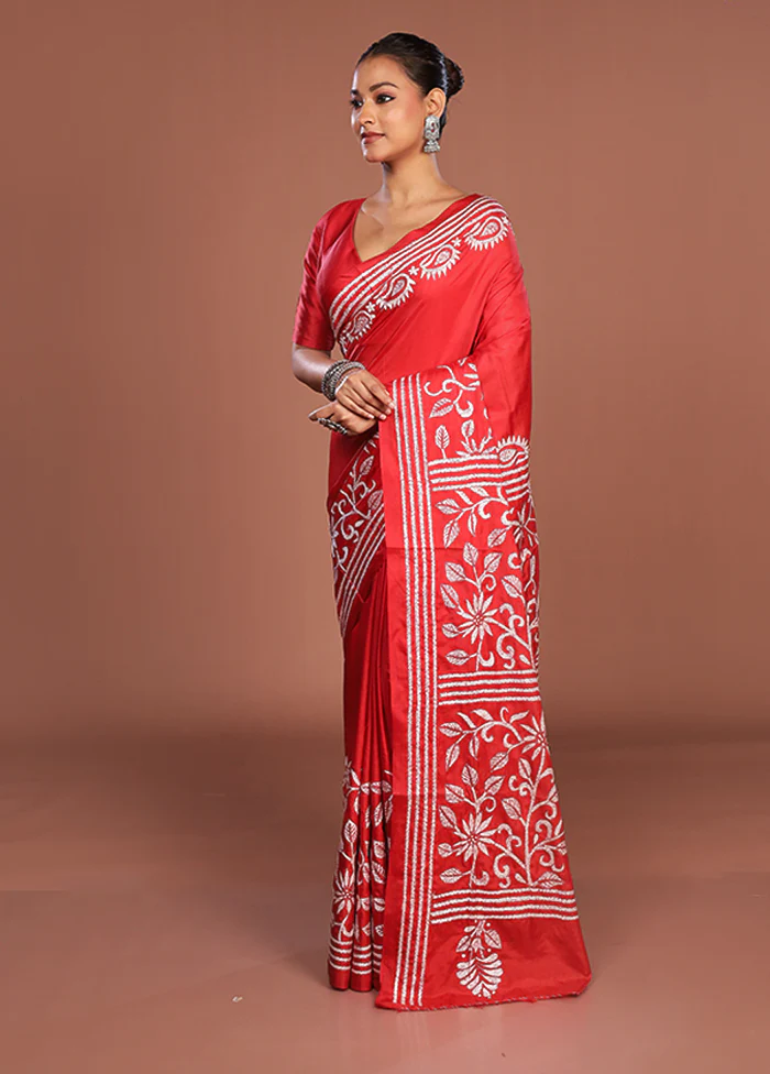 Red Kantha Stitch Silk Saree With Blouse Piece - Image 4