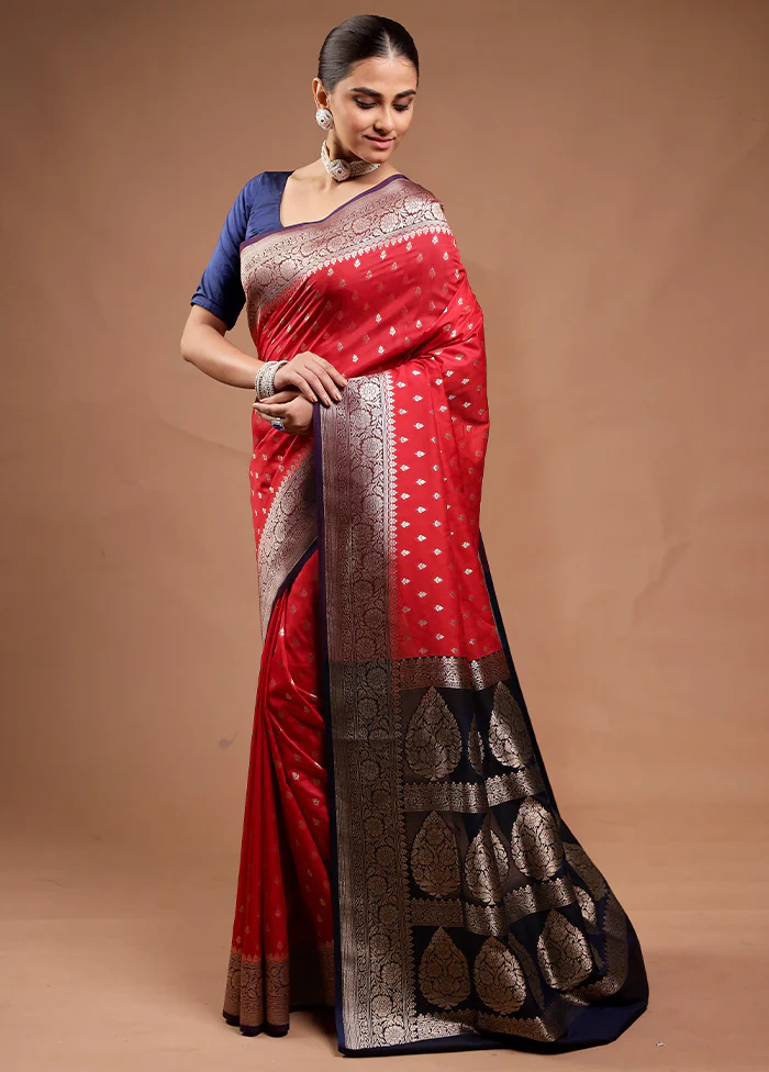 Red Katan Silk Saree With Blouse Piece - Image 4