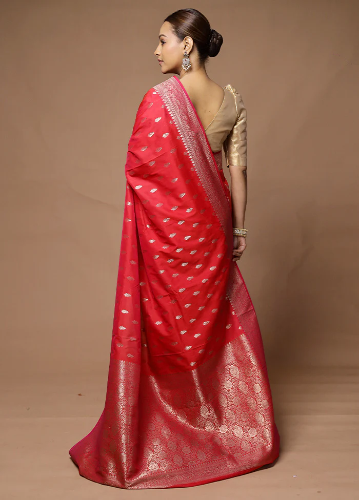 Red Katan Silk Saree With Blouse Piece - Image 3