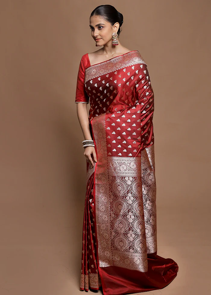 Red Katan Silk Saree With Blouse Piece - Image 4