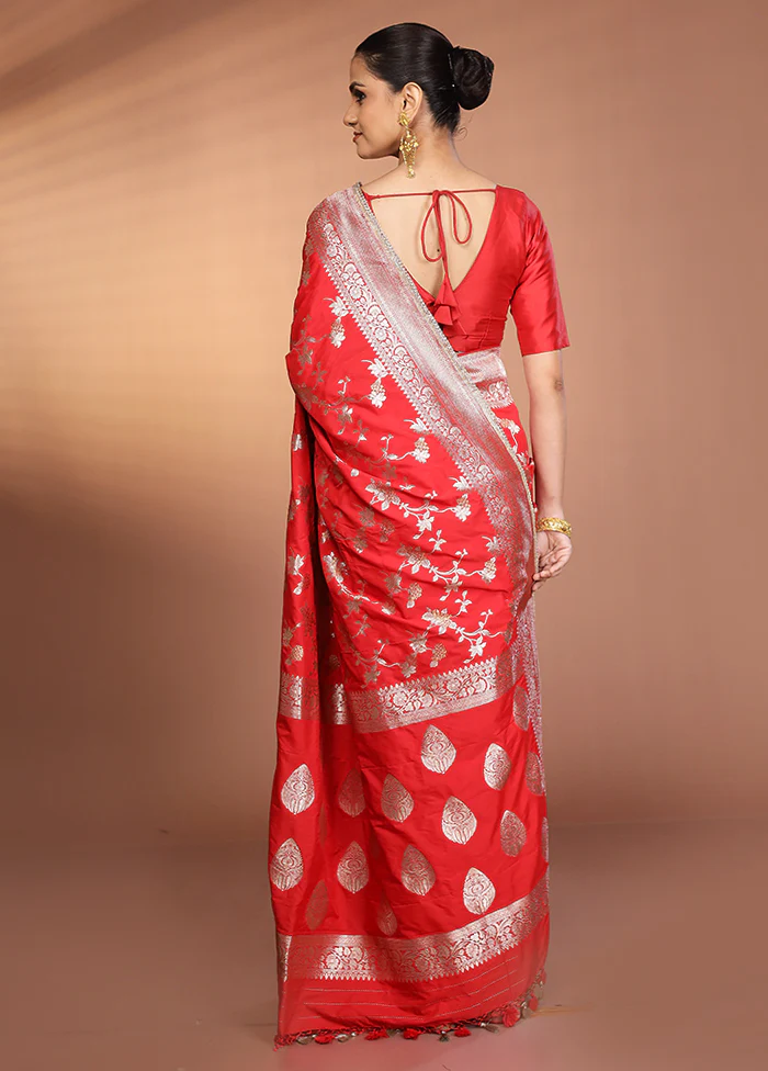 Red Katan Silk Saree With Blouse Piece - Image 3