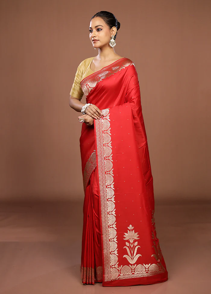 Red Katan Silk Saree With Blouse Piece - Image 4