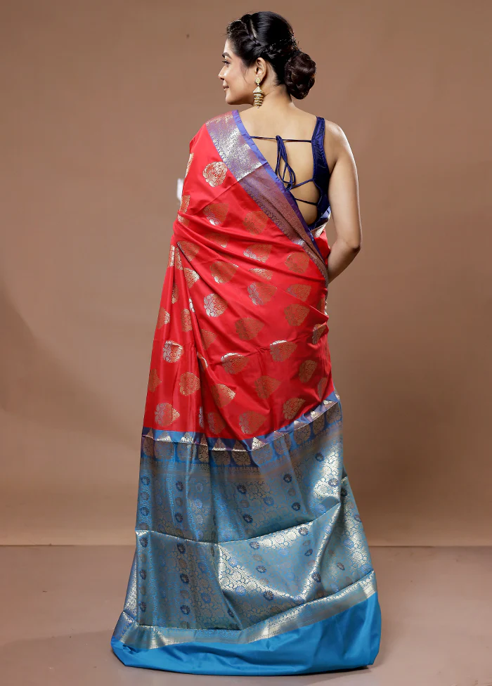 Red Kora Silk Saree With Blouse Piece - Image 4