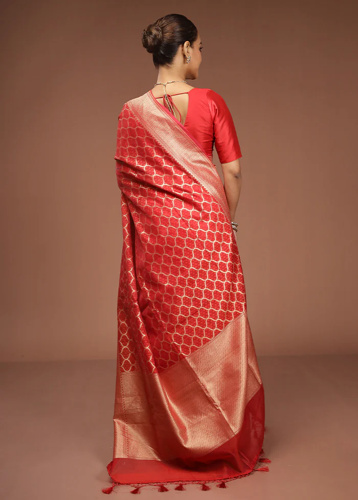 Red Kora Silk Saree With Blouse Piece - Image 3