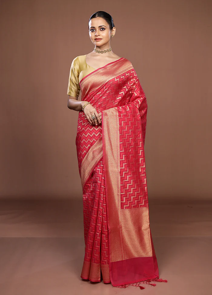 Red Kora Silk Saree With Blouse Piece - Image 2