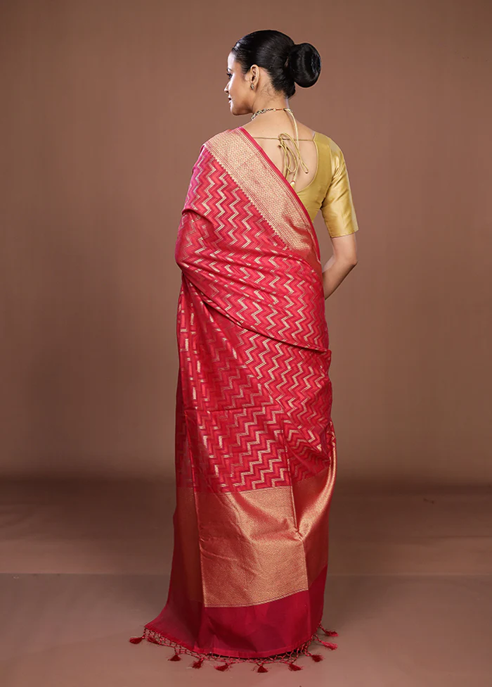 Red Kora Silk Saree With Blouse Piece - Image 3