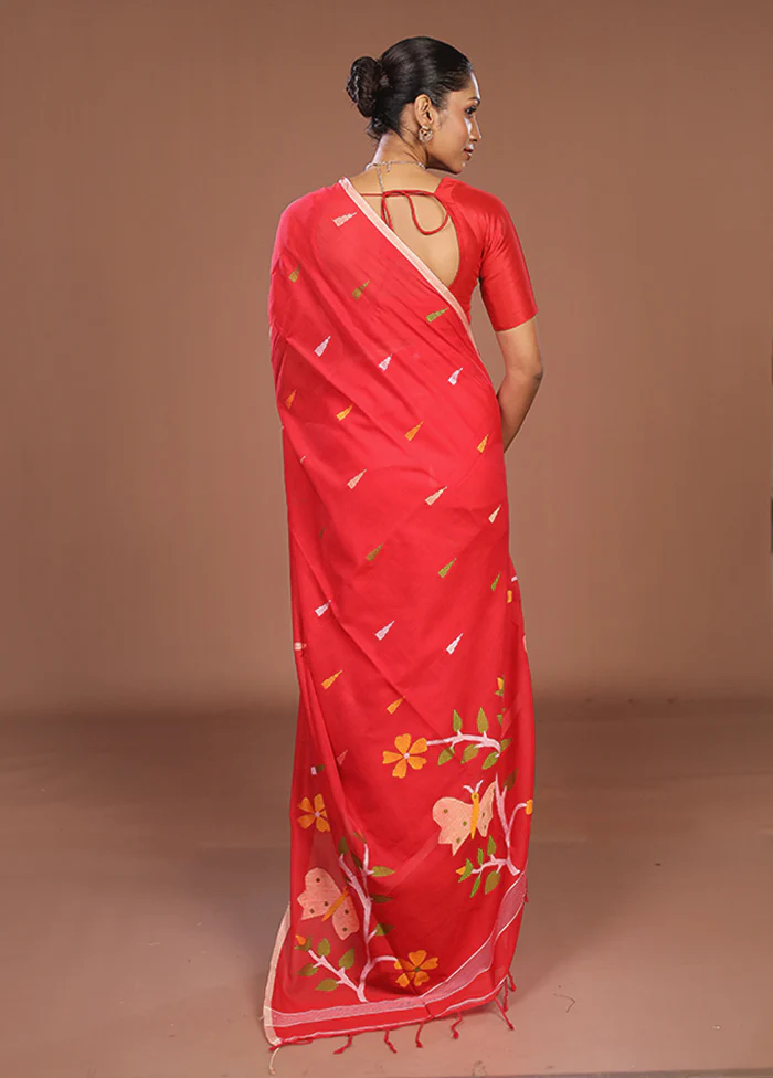 Red Matka Silk Saree With Blouse Piece - Image 3