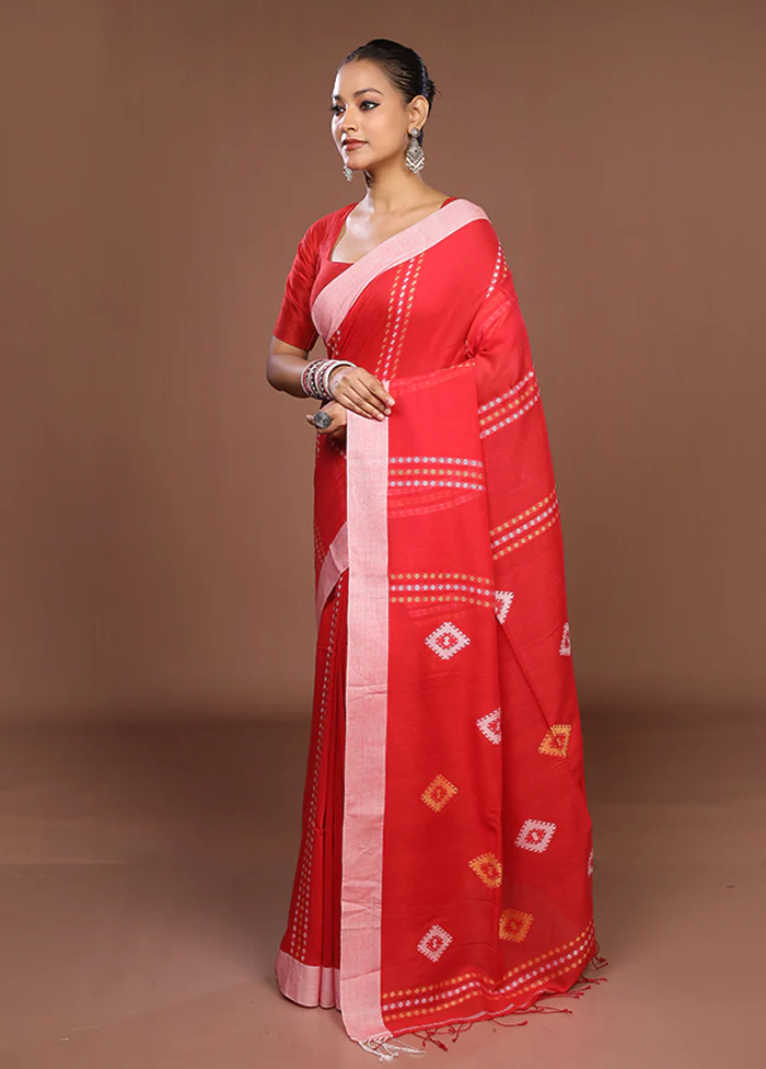 Red Matka Silk Saree With Blouse Piece - Image 4