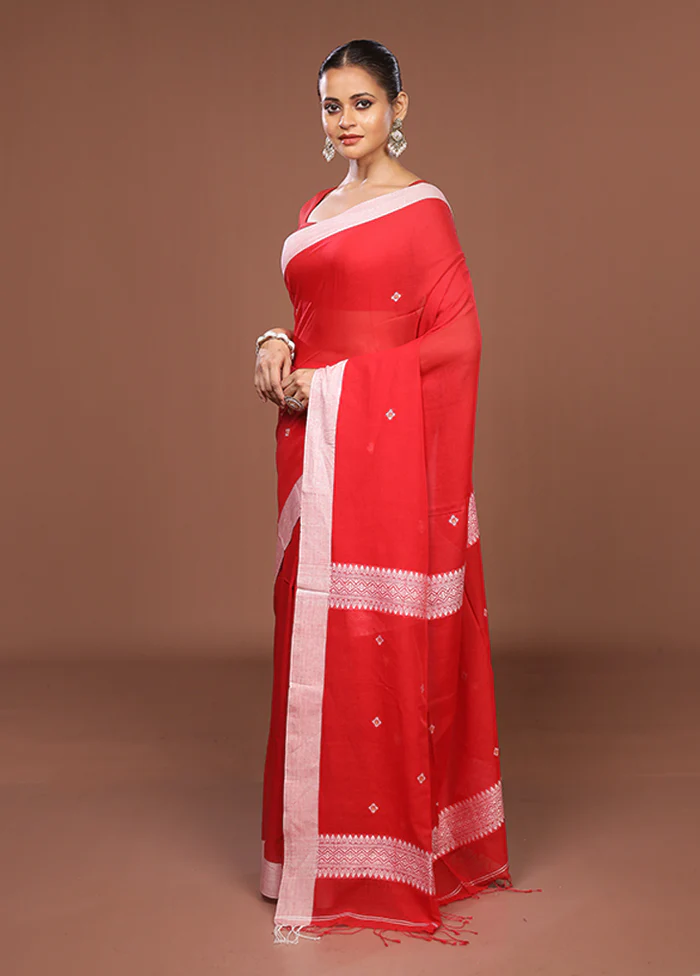 Red Matka Silk Saree With Blouse Piece - Image 4
