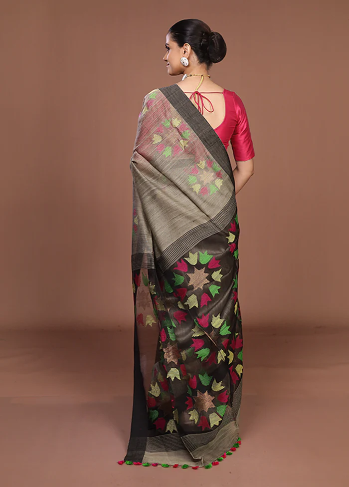 Red Matka Silk Saree With Blouse Piece - Image 3