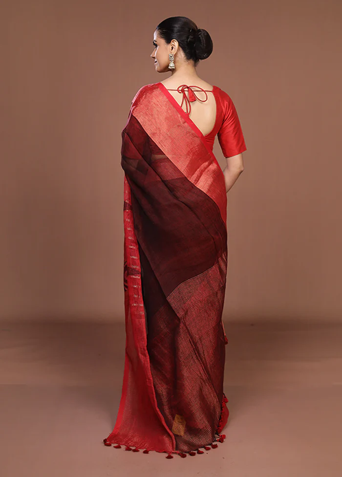 Red Matka Silk Saree With Blouse Piece - Image 3