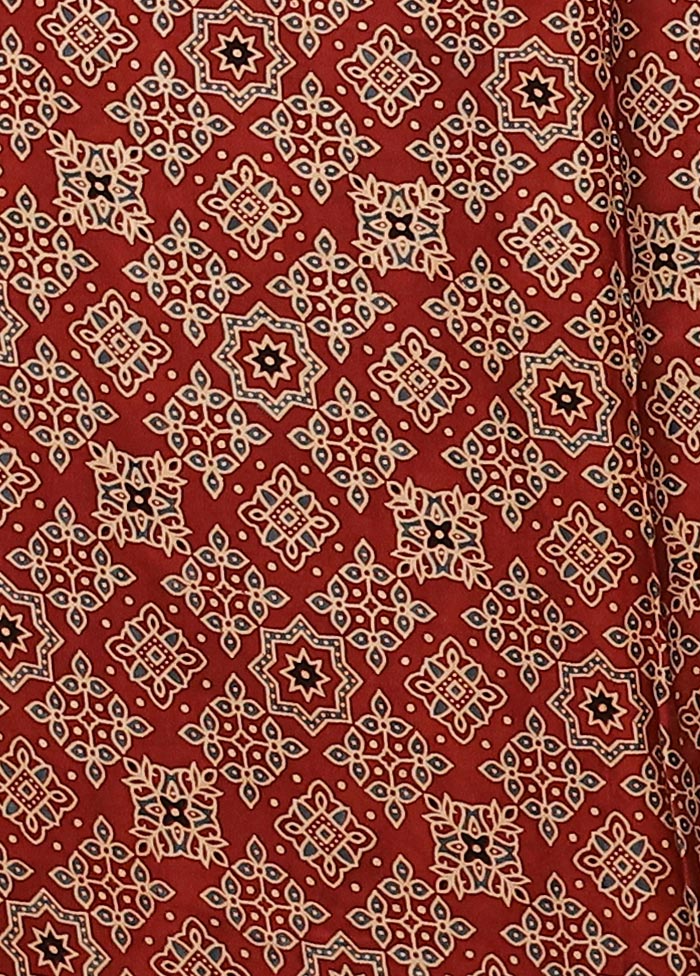 Red Printed Pure Silk Saree Without Blouse Piece - Image 5