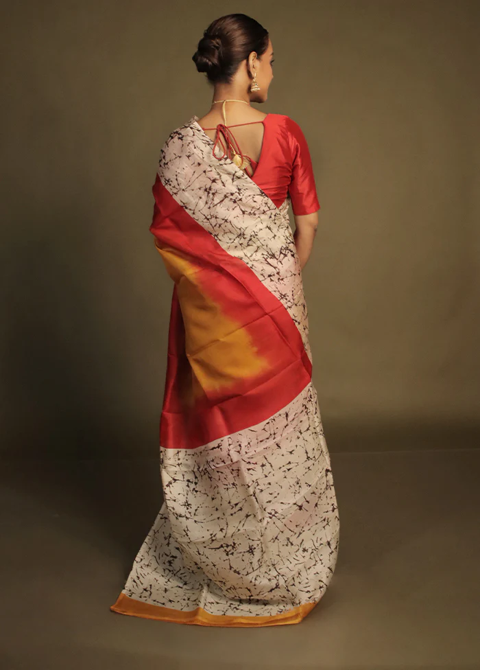 Red Printed Silk Saree Without Blouse Piece - Image 3