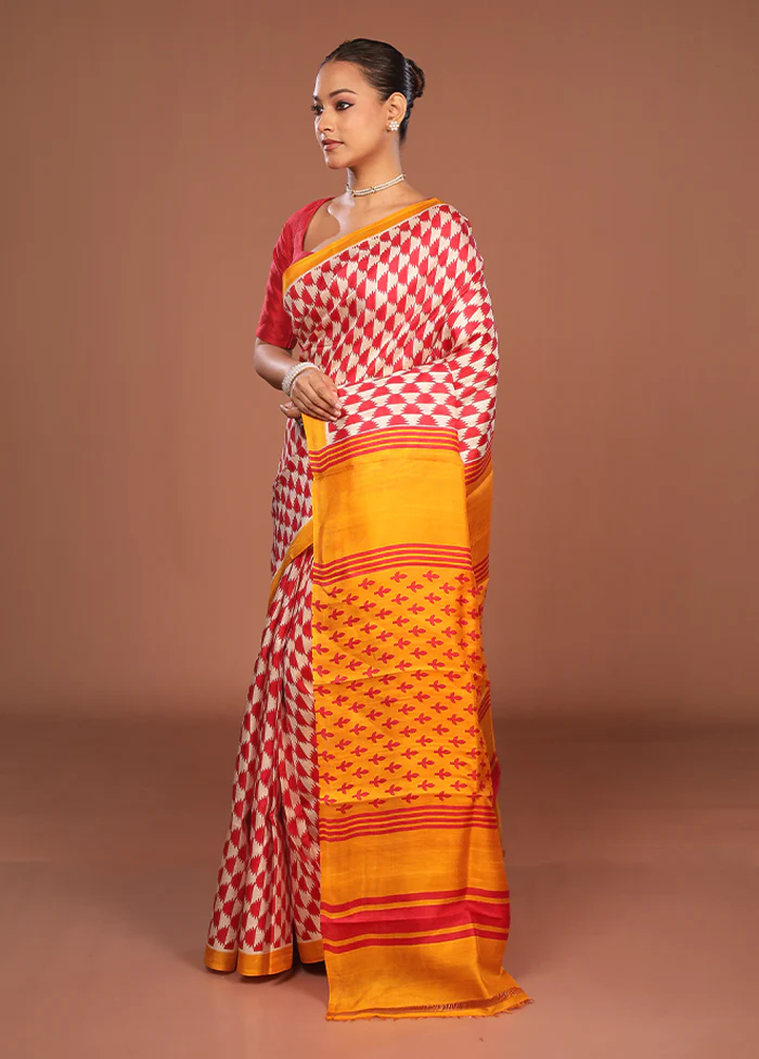 Red Printed Silk Saree Without Blouse Piece - Image 4