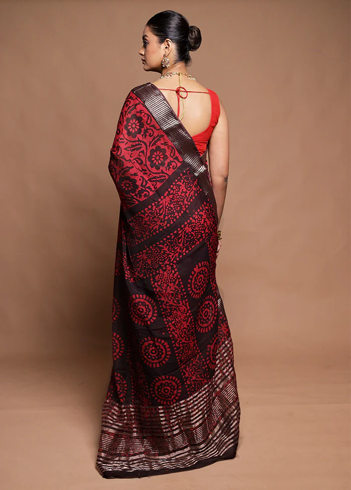 Red Printed Silk Saree Without Blouse Piece - Image 3