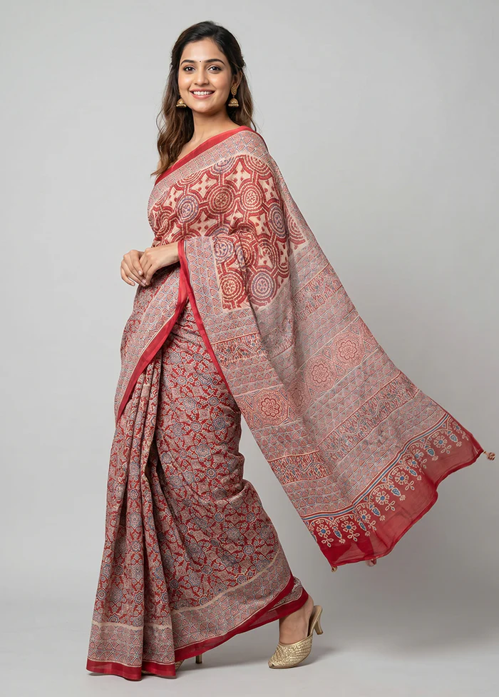 Red Printed Silk Saree Without Blouse Piece