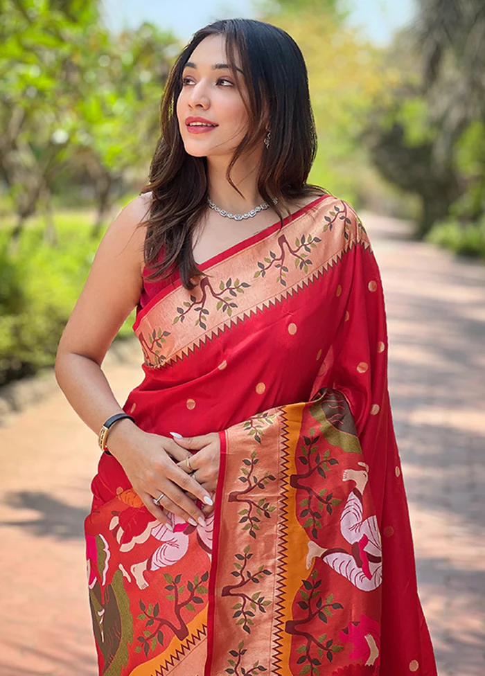 Red Spun Silk Saree With Blouse Piece - Image 2