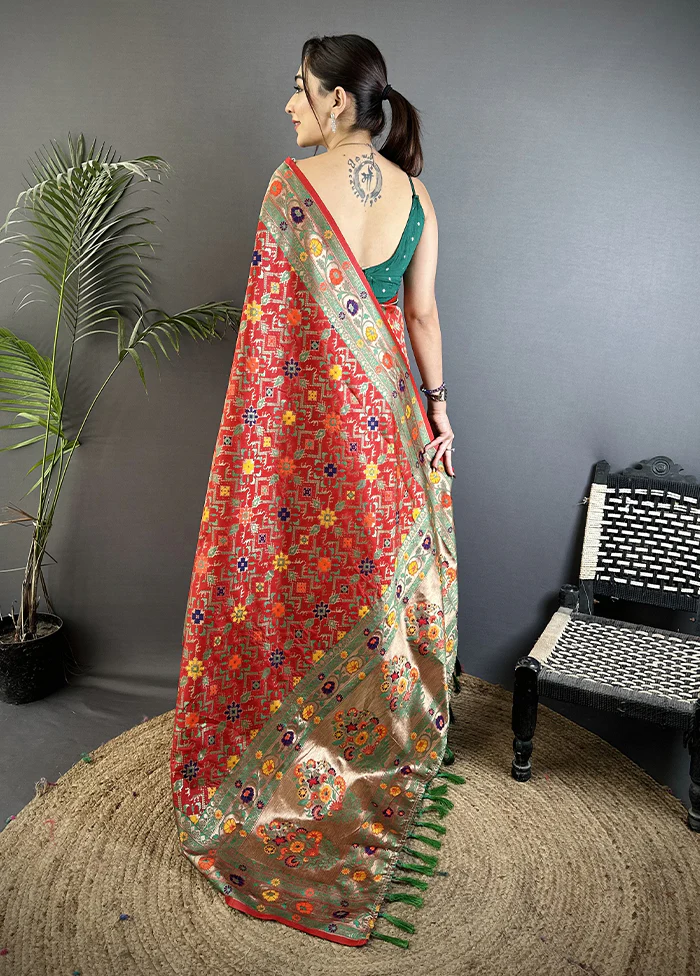 Red Spun Silk Saree With Blouse Piece - Image 3