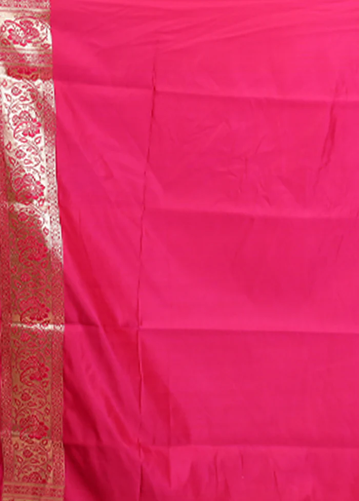 Red Tanchoi Silk Saree With Blouse Piece - Image 5