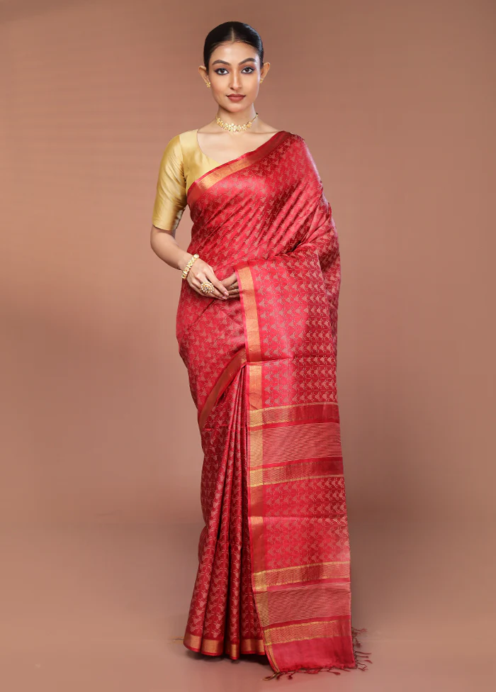 Red Tussar Silk Saree With Blouse Piece - Image 2