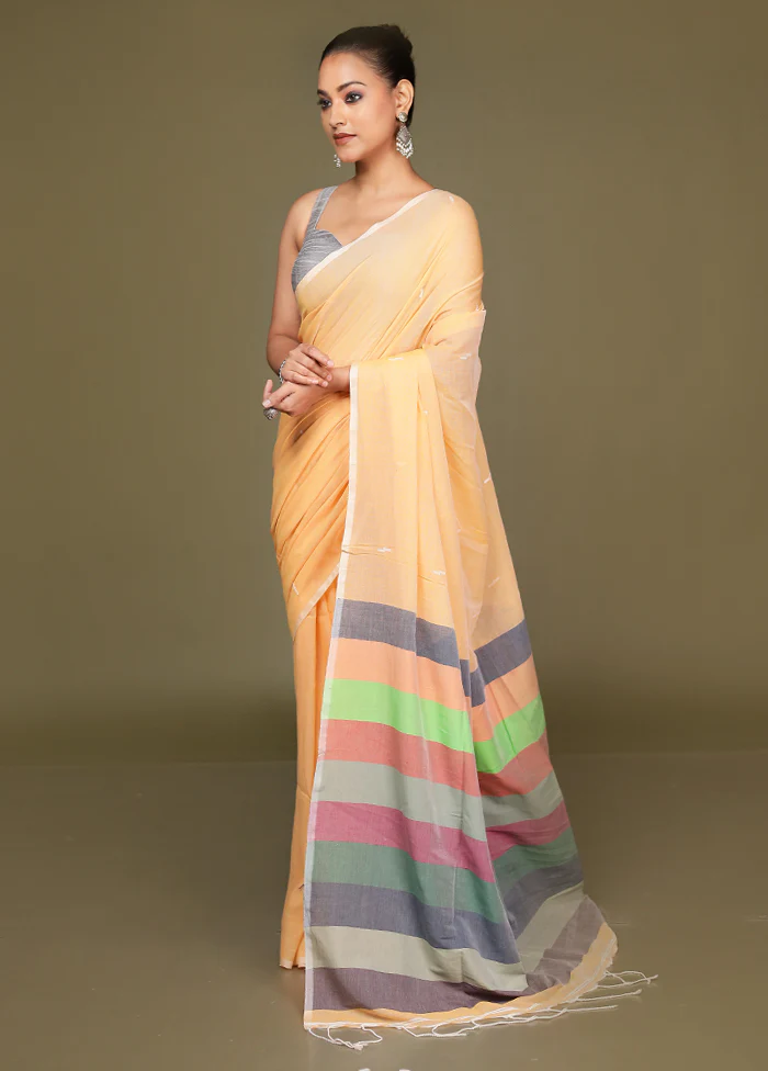 Yellow Cotton Saree With Blouse Piece - Image 4