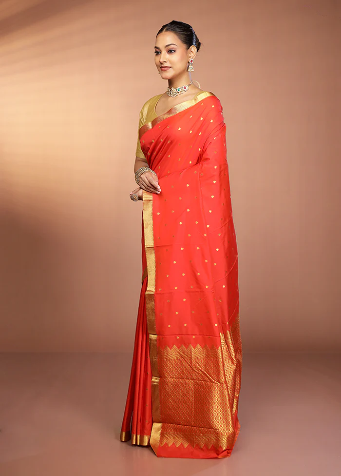 Rust Kanjivaram Silk Saree With Blouse Piece - Image 4