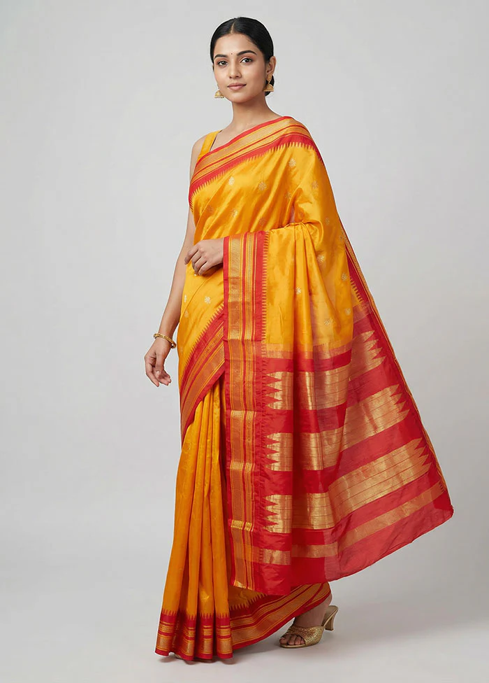 Rust Kanjivaram Silk Saree With Blouse Piece