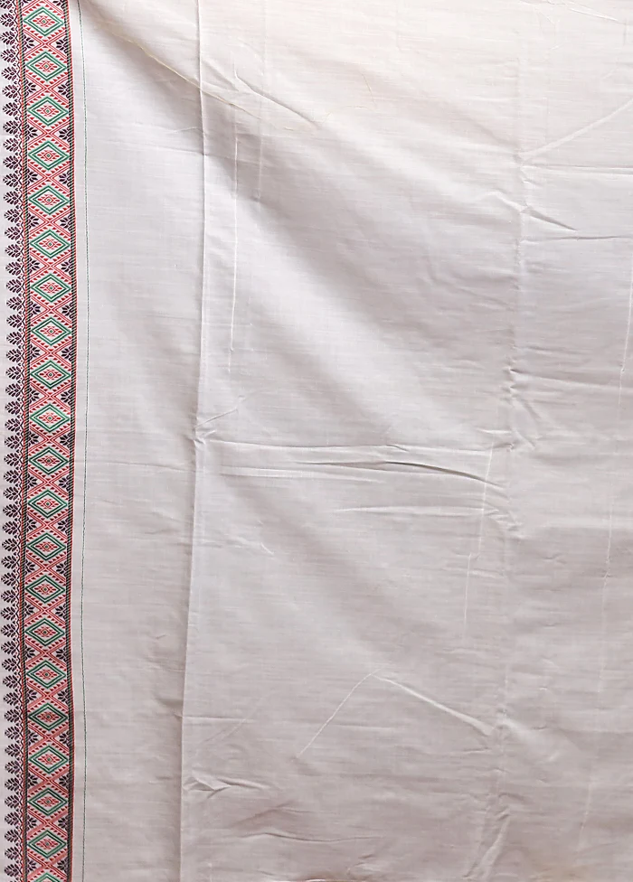 White Assam Silk Saree With Blouse Piece - Image 5