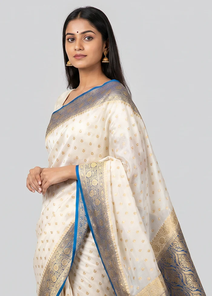 White Banarasi Silk Saree With Blouse Piece - Image 2