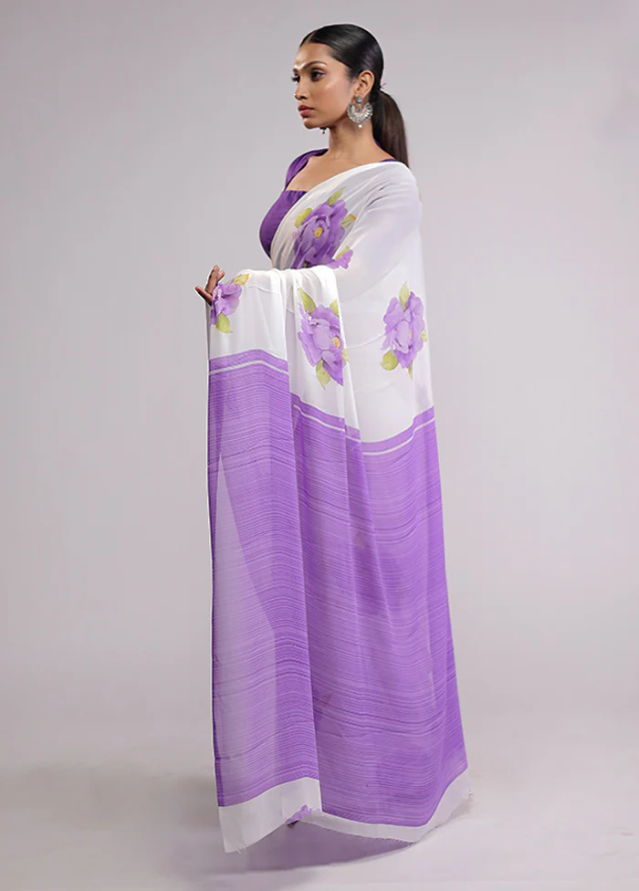 White Chiffon Silk Saree With Blouse Piece - Image 4