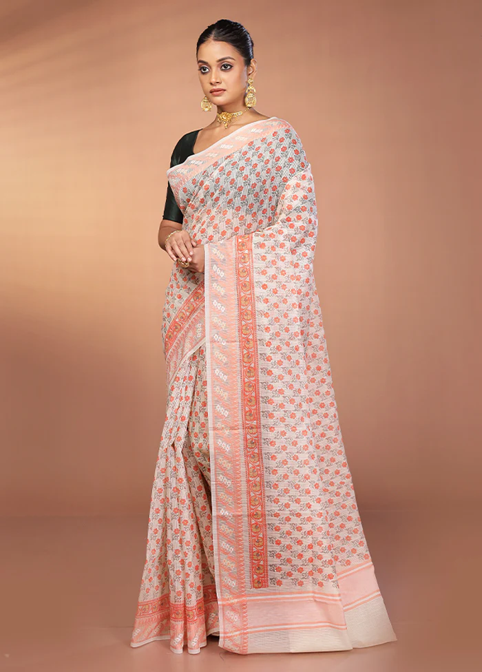 White Cotton Saree With Blouse Piece - Image 4