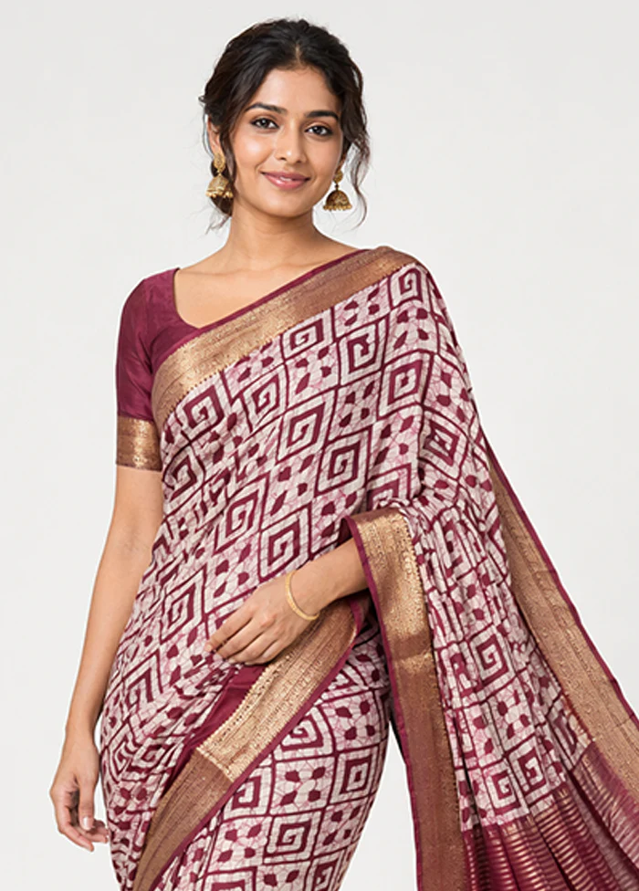White Cotton Saree With Blouse Piece - Image 2