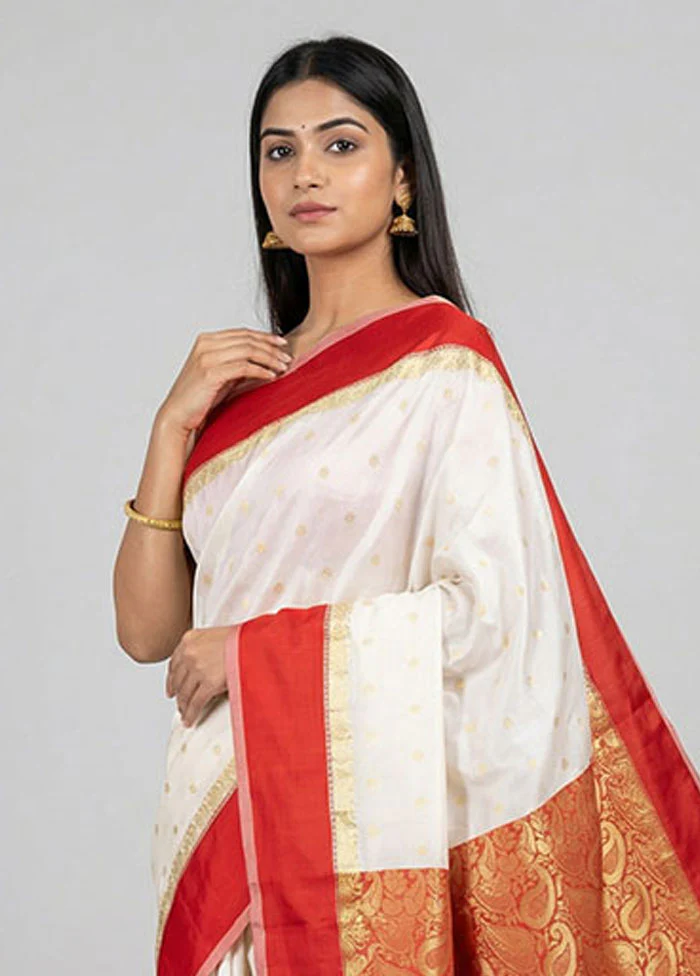White Dupion Silk Saree With Blouse Piece - Image 2