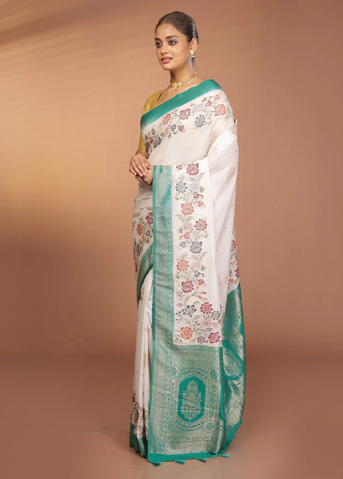White Dupion Silk Saree With Blouse Piece - Image 4